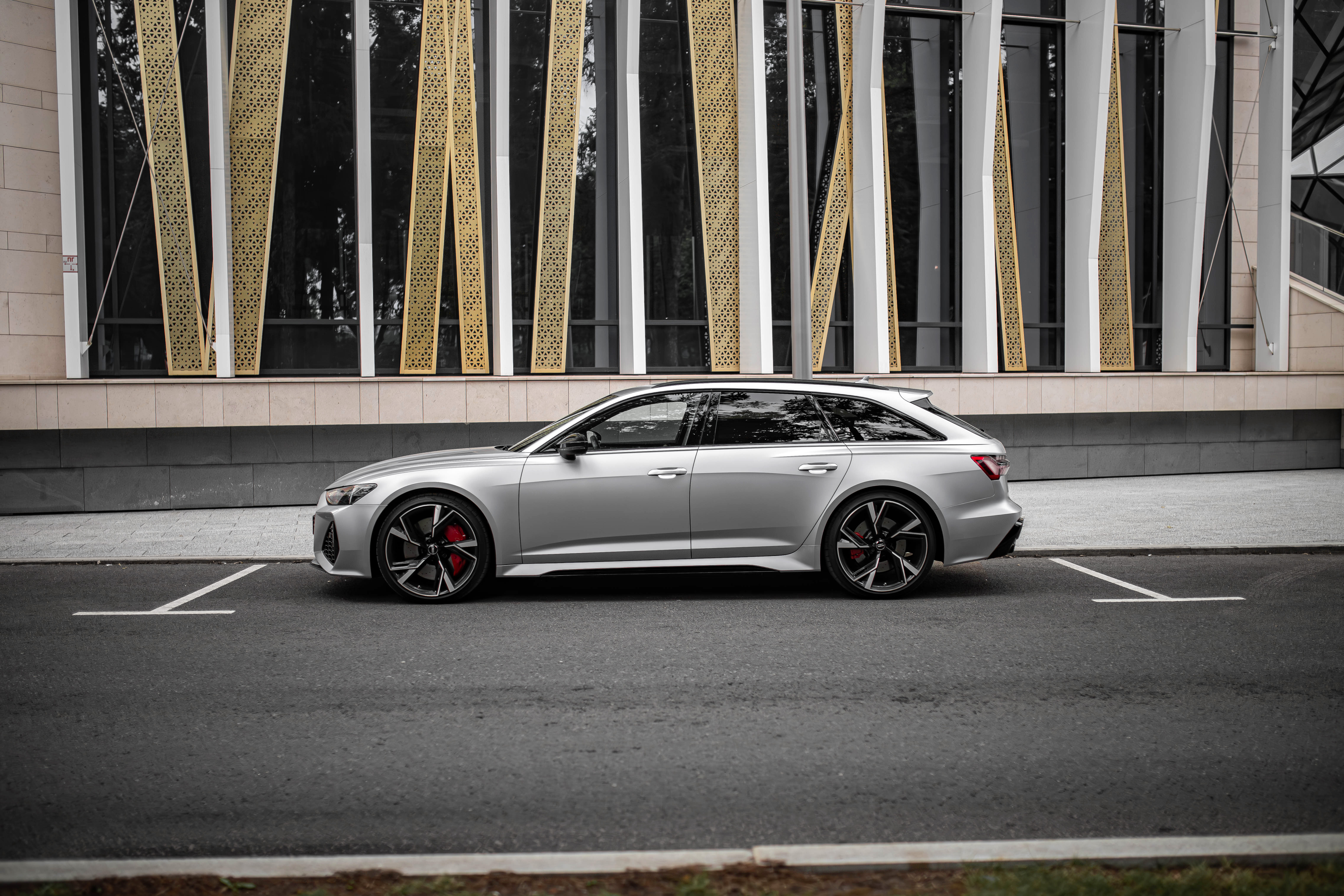 Audi RS6 — фото 5